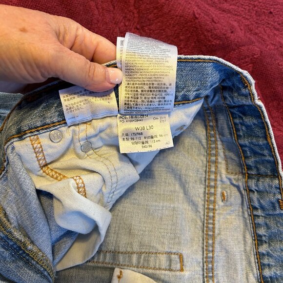 Levi's 541 Denim Straight-Leg Jeans, 38W, 30L - Picture 5 of 8